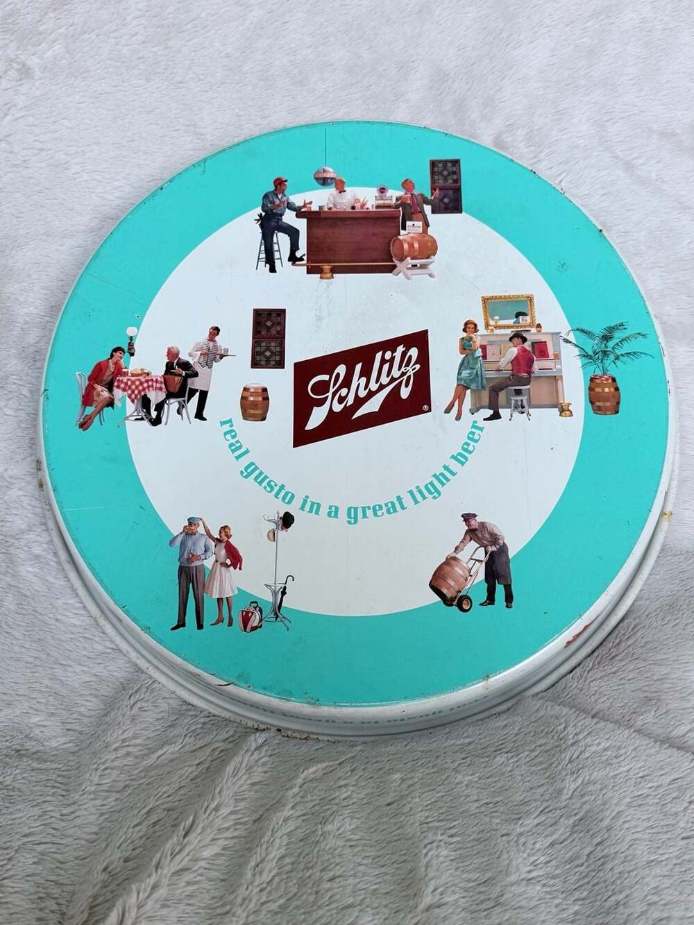 Vintage 1962 Schlitz Real Gusto in a Great Light Beer 13" Tin Serving Tray